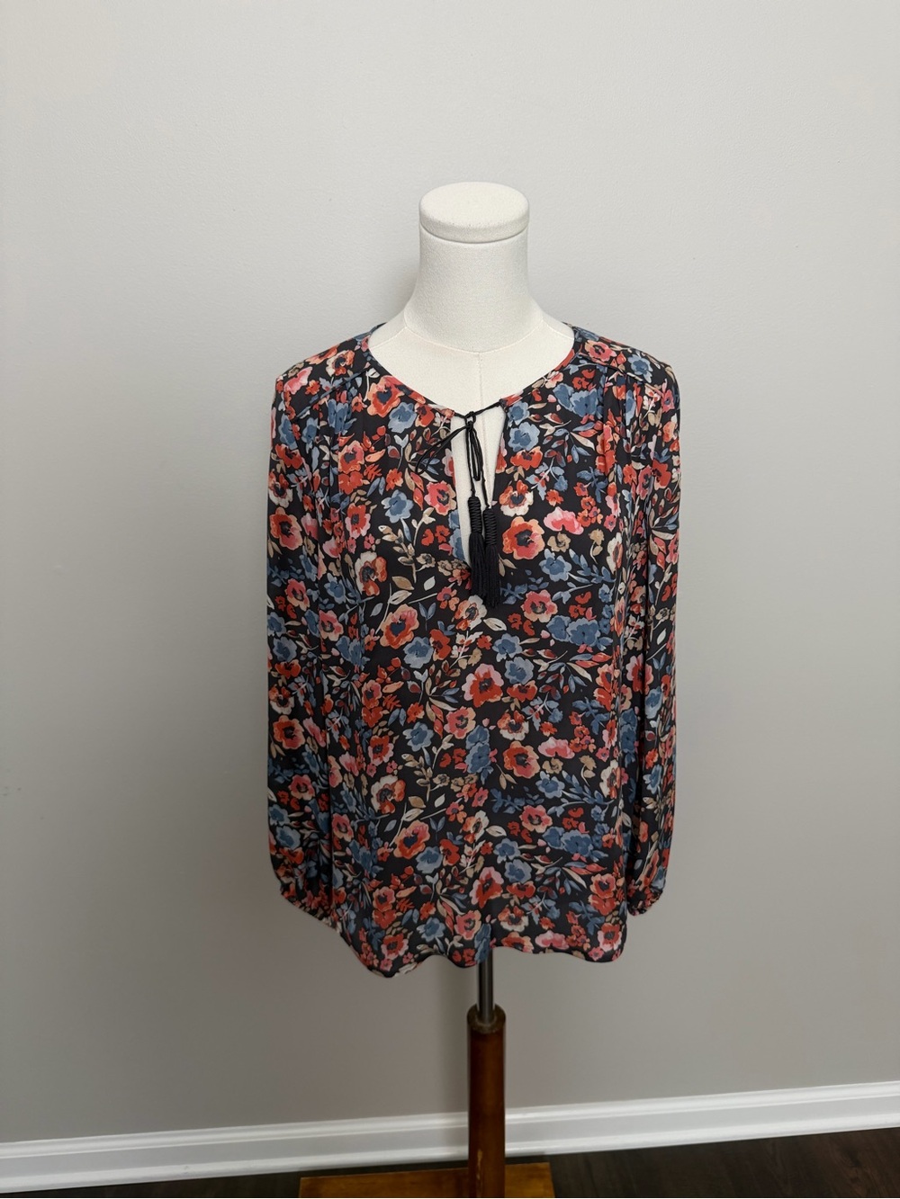 Joie Top Blouse Floral 100% Silk Tie Neckline Lightweight Tassels Blue Grey Pink